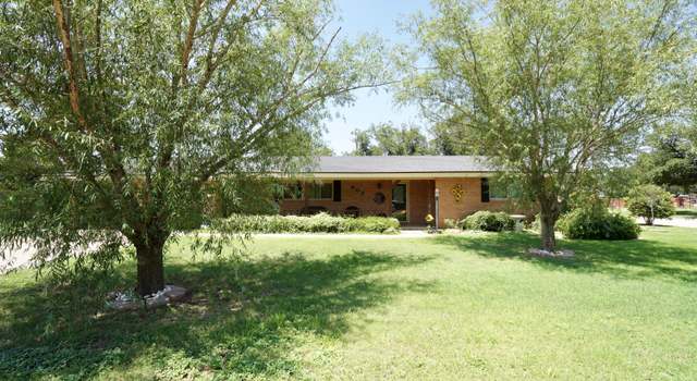 Photo of 802 7th St, Wolfforth, TX 79382