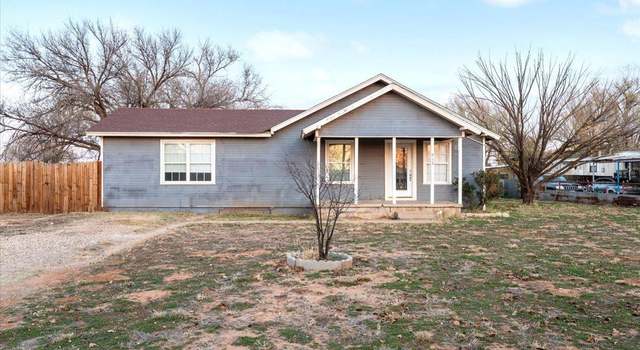Photo of 913 S Hockley Ave, Sundown, TX 79372