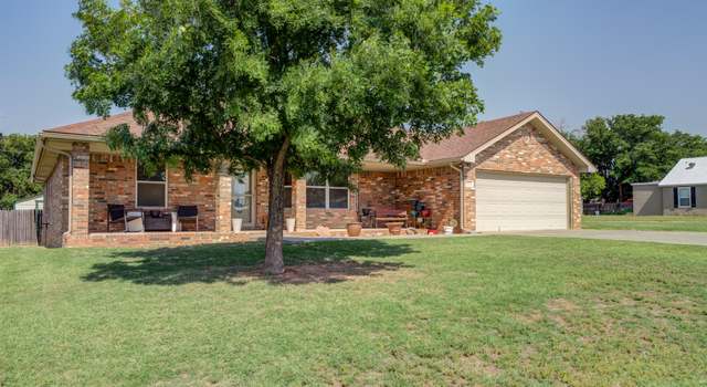 Photo of 1111 Deer Ct, Abernathy, TX 79311