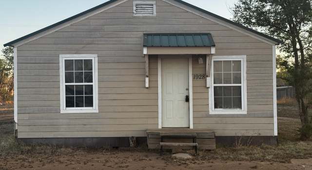 Photo of 1928 S 6th St, Tahoka, TX 79373