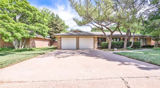 Photo of 111 Cottonwood Ln, Levelland, TX 79336