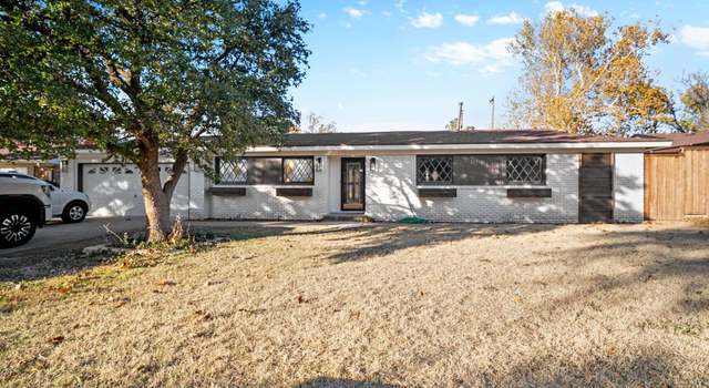Photo of 2108 69th St, Lubbock, TX 79412