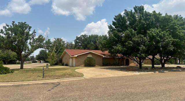 Photo of 1901 Helen Dr, Brownfield, TX 79316