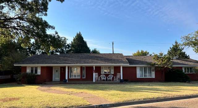 Photo of 908 6th St, Idalou, TX 79329
