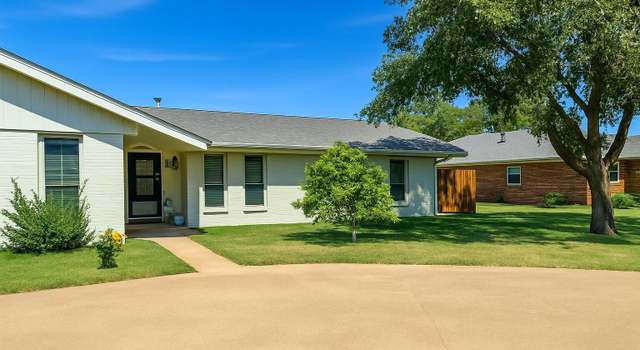 Photo of 208 S Holliday St, Plainview, TX 79072