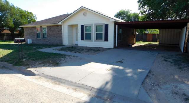 Photo of 112 Quincy St, Muleshoe, TX 79347
