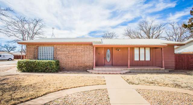 Photo of 544 S Grain St, Crosbyton, TX 79322