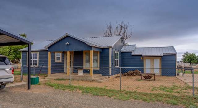 Photo of 810 Lovebird Rd, Smyer, TX 79367