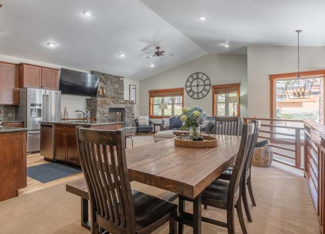 Property at 125 Davison Rd #1, Mammoth Lakes, CA 93546, 4 beds, 3 baths