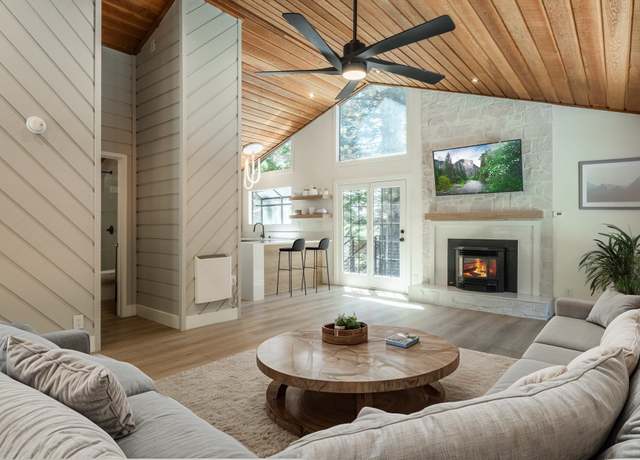 Property at 235 Forest Trl, Mammoth Lakes, CA 93546, 3 beds, 2 baths