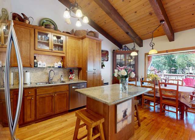 Property at 3170 Chateau Rd #59, Mammoth Lakes, CA 93546, 3 beds, 2 baths