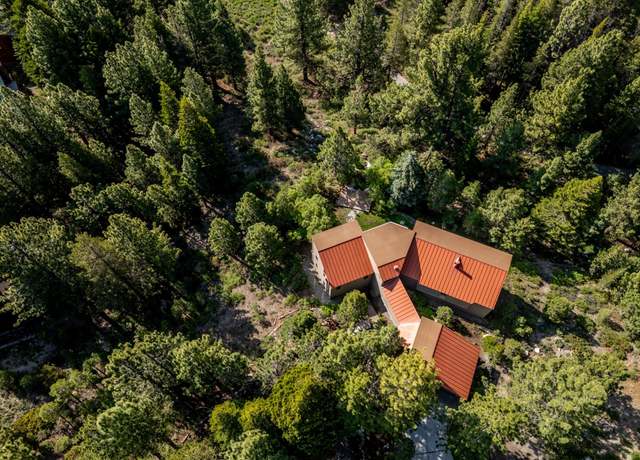 Property at 707 Creekview Pl, Mammoth Lakes, CA 93546, 3 beds, 3 baths