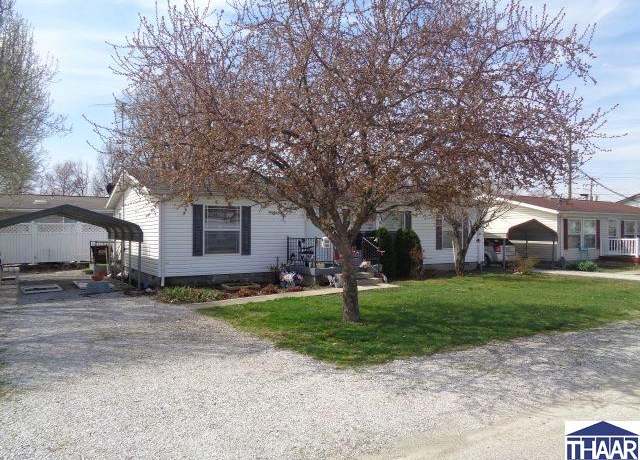 Property at 211 & 215 S Luther, Brazil, IN 47834, 3 beds, 2 baths