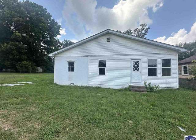 Property at 1728 N 28th St, Terre Haute, IN 47804, 2 beds, 2 baths