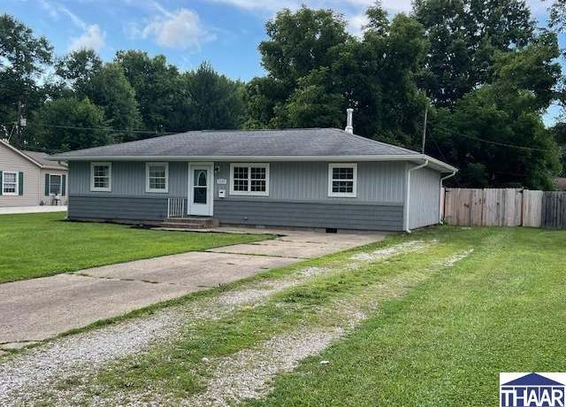 Property at 1117 E Northwood Drive Dr, Brazil, IN 47834, 3 beds, 2 baths
