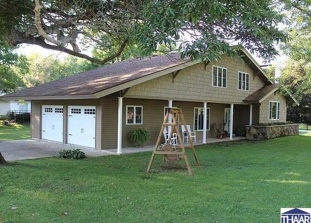 Property at 2123 N Lakeview Dr, Sullivan, IN 47882, 4 beds, 2.5 baths
