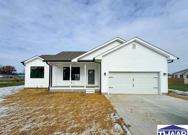 Property at 603 E Main St, Farmersburg, IN 47850, 3 beds, 2 baths