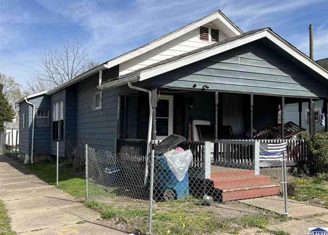 Property at 1538 S 17th St, Terre Haute, IN 47802, 3 beds, 1 bath