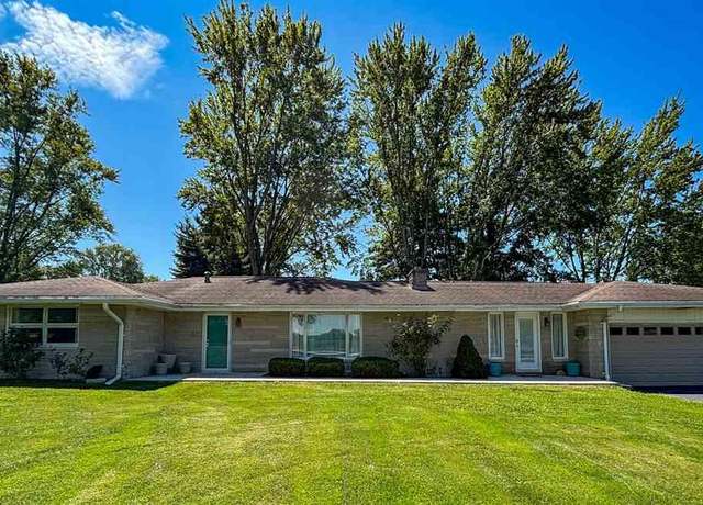 Property at 1077 West Washington St St, Sullivan, IN 47882, 3 beds, 2 baths