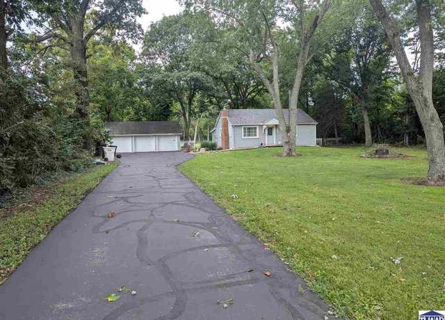 Property at 6325 S Morris Pl, Terre Haute, IN 47802, 2 beds, 2 baths