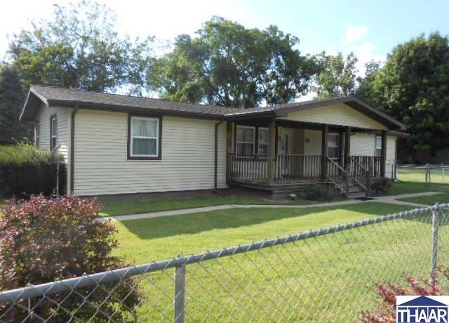 Property at 3104 N 22nd St, Terre Haute, IN 47804, 3 beds, 2 baths