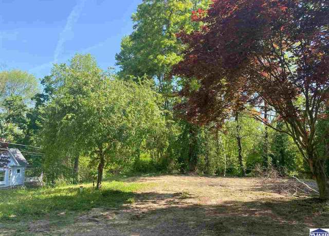 Property at 4490 Hulman St, Terre Haute, IN 47803
