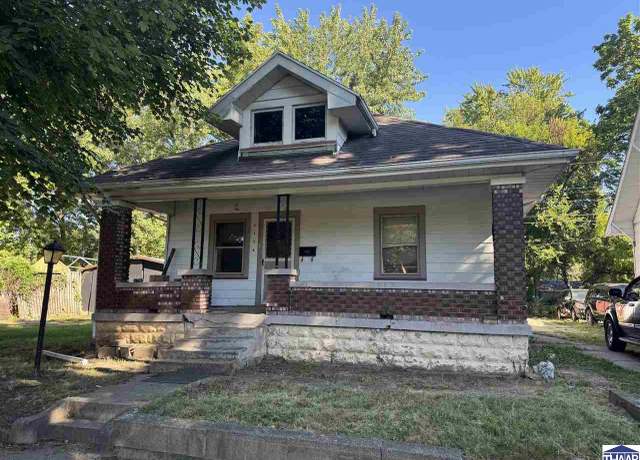 Property at 2136 3rd Ave, Terre Haute, IN 47807, 2 beds, 1.5 baths