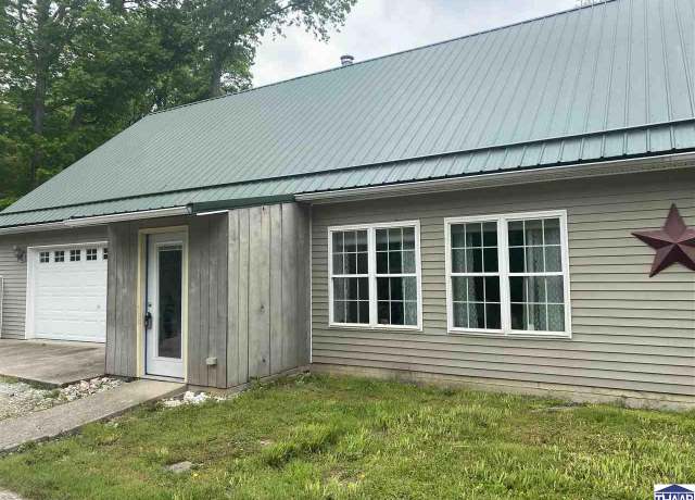 Property at 6700 N Twin Beach St, Brazil, IN 47834, 3 beds, 2.5 baths