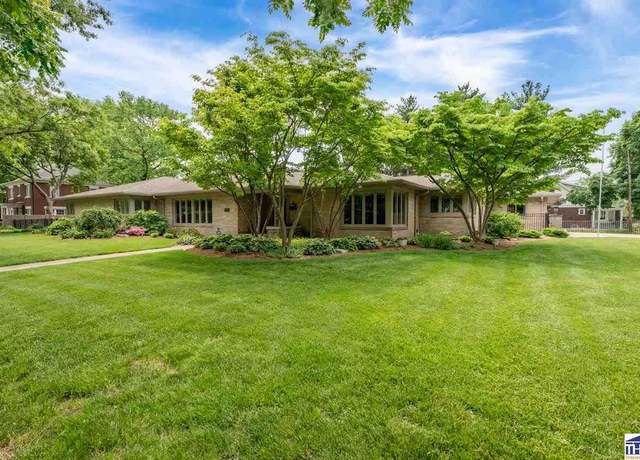 Property at 2101 Ohio Blvd, Terre Haute, IN 47803, 3 beds, 3 baths