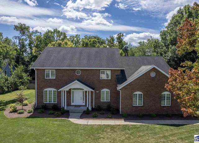 Property at 6869 E Manor Dr, Terre Haute, IN 47802, 4 beds, 2.5 baths