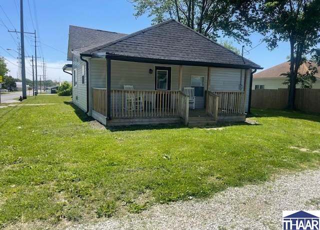 Property at 404 N Depot St, Brazil, IN 47834, 3 beds, 2 baths