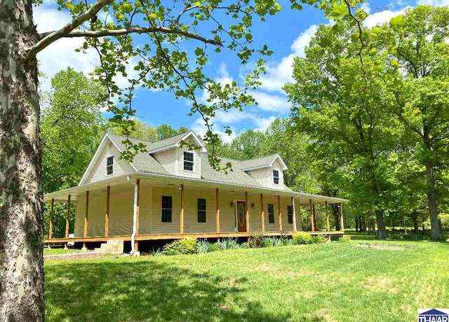 Property at 7672 N County Rd. 475 Rd E, Shelburn, IN 47879, 3 beds, 2.5 baths