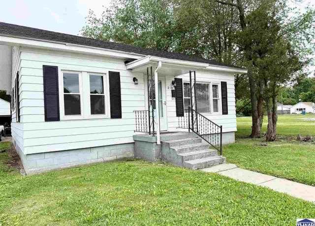 Property at 2107 8th Ave, Terre Haute, IN 47804, 2 beds, 1 bath