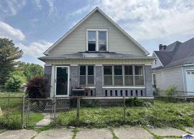 Property at 1319 1st Ave, Terre Haute, IN 47807, 2 beds, 1 bath