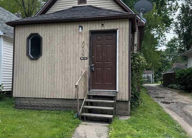 Property at 2235 3rd Ave, Terre Haute, IN 47807, 1 bed, 1 bath