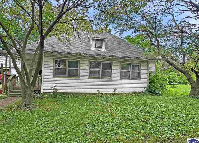 Property at 3126 E Linn Ave, Terre Haute, IN 47805, 2 beds, 1 bath