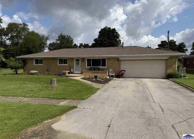 Property at 7570 E Mulberry Dr, Terre Haute, IN 47802, 4 beds, 2 baths