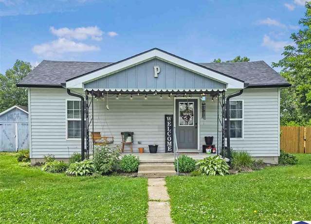 Property at 160 SW 5th St, Linton, IN 47441, 2 beds, 1 bath