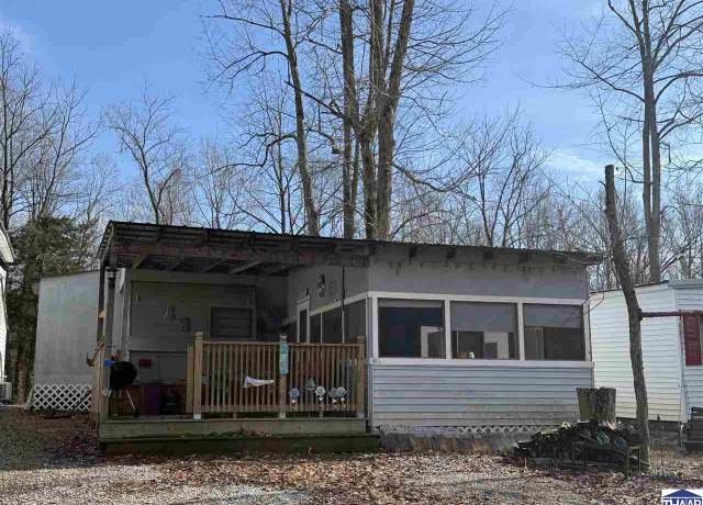 Property at 10365 E Shop Dr, Rockville, IN 47872, 2 beds, 1 bath