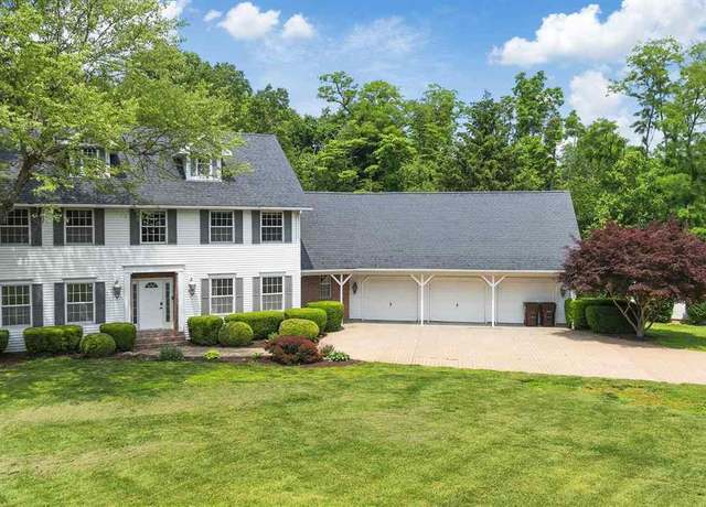 Property at 401 Suncrest Wood Ave, West Terre Haute, IN 47885, 4 beds, 2.5 baths