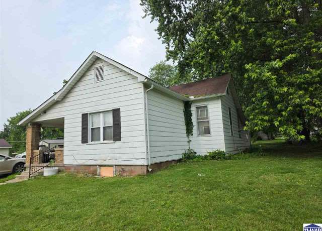 Property at 308 N Ashley St, Brazil, IN 47834, 2 beds, 1 bath