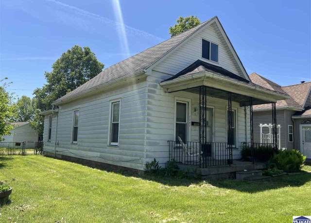 Property at 1341 Ash St, Terre Haute, IN 47804, 2 beds, 1 bath