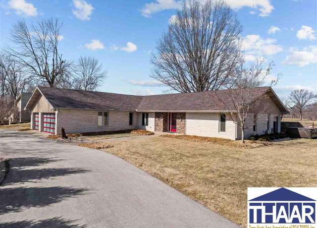 Property at 14 E Fairway Dr, Terre Haute, IN 47802, 2 beds, 2.5 baths