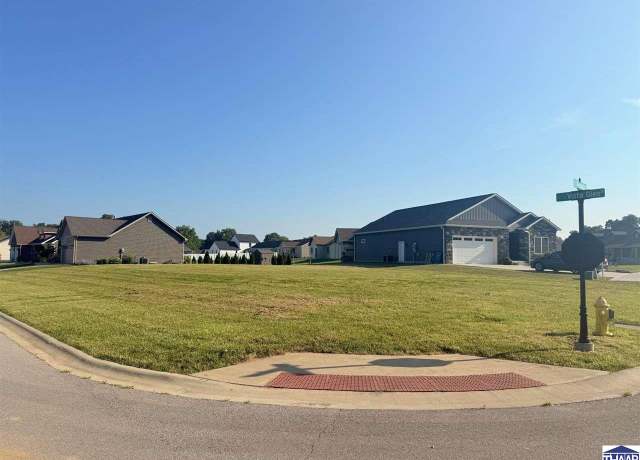 Property at 710 Vista Glen Dr, Terre Haute, IN 47803
