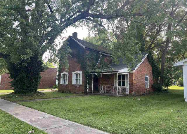 Property at 2048 S 3rd St, Merom, IN 47861, 3 beds, 1 bath