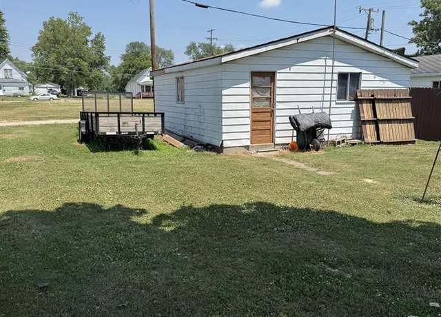 Property at 204 W Johnson Ave, West Terre Haute, IN 47885