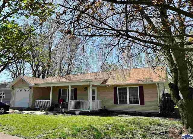 Property at 201 E Lewis St, Carlisle, IN 47838, 2 beds, 1 bath