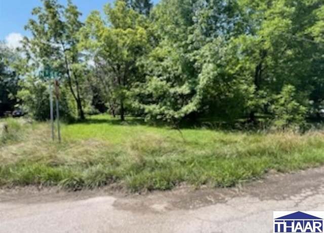 Property at 1448 SE 1st St, Linton, IN 47441