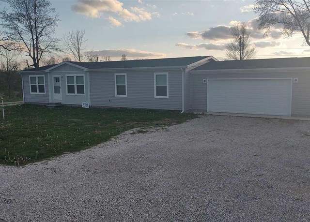 Property at 820 S State St, Sullivan, IN 47882, 3 beds, 2 baths