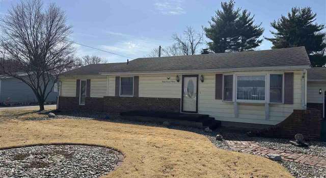 Photo of 3703 Maple Ave, Terre Haute, IN 47804